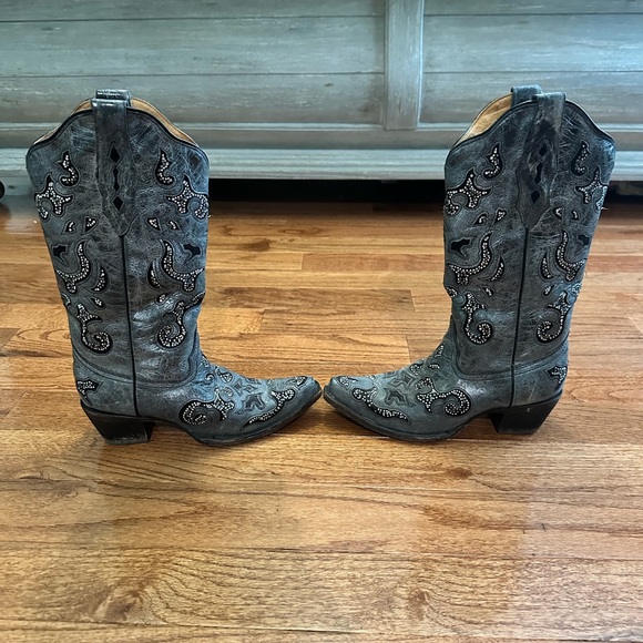 Size 8M Corral Women’s Boots - Picture 4 of 8